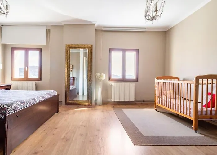 Casa Mozos, A 9 Kilometros De Santander Y A 6 De Cabarceno * El Astillero