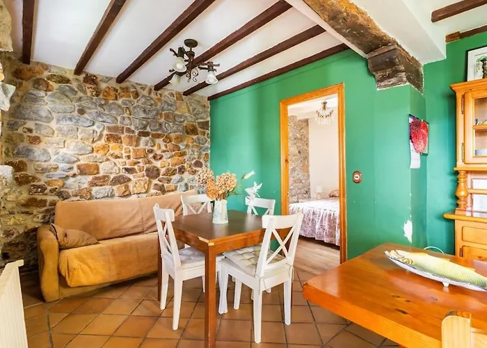 Casa Mozos, A 9 Kilometros De Santander Y A 6 De Cabarceno * El Astillero