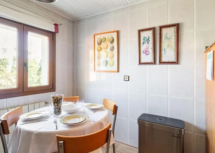 Casa Mozos, A 9 Kilometros De Santander Y A 6 De Cabarceno El Astillero