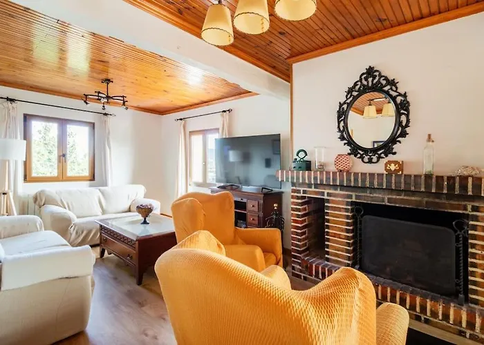 Casa Mozos, A 9 Kilometros De Santander Y A 6 De Cabarceno Vakantiehuis *